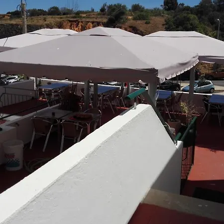 בית הארחה Pensao Dona Ana By Portugalferias לאגוּ‏ש