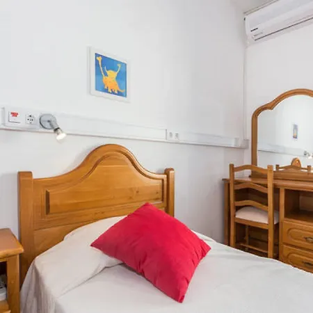 Pensao Dona Ana By Portugalferias בית הארחה 3*